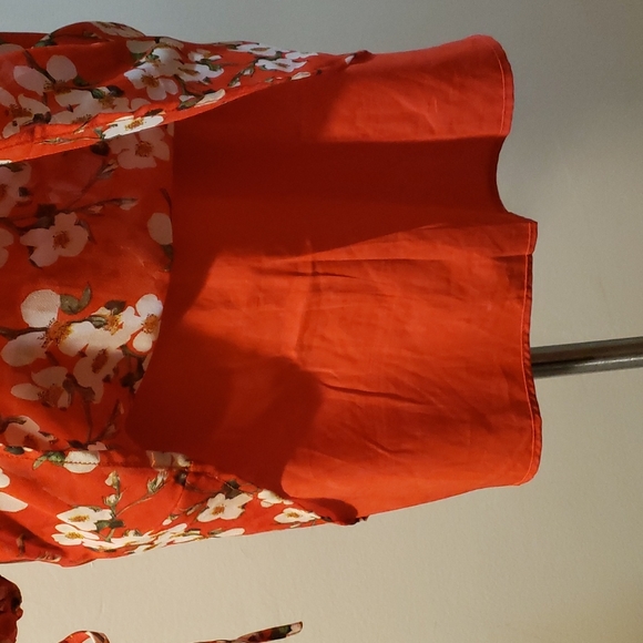 Gilli Dress - Picture 6 of 9